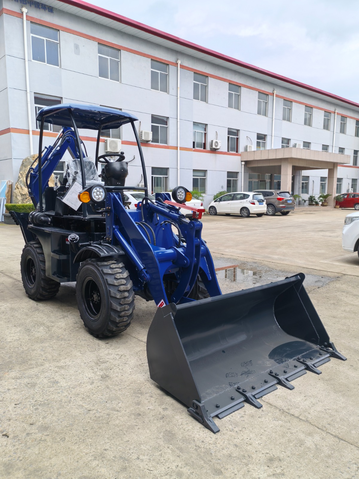 Chargeuse Condor Factory - Vue 2