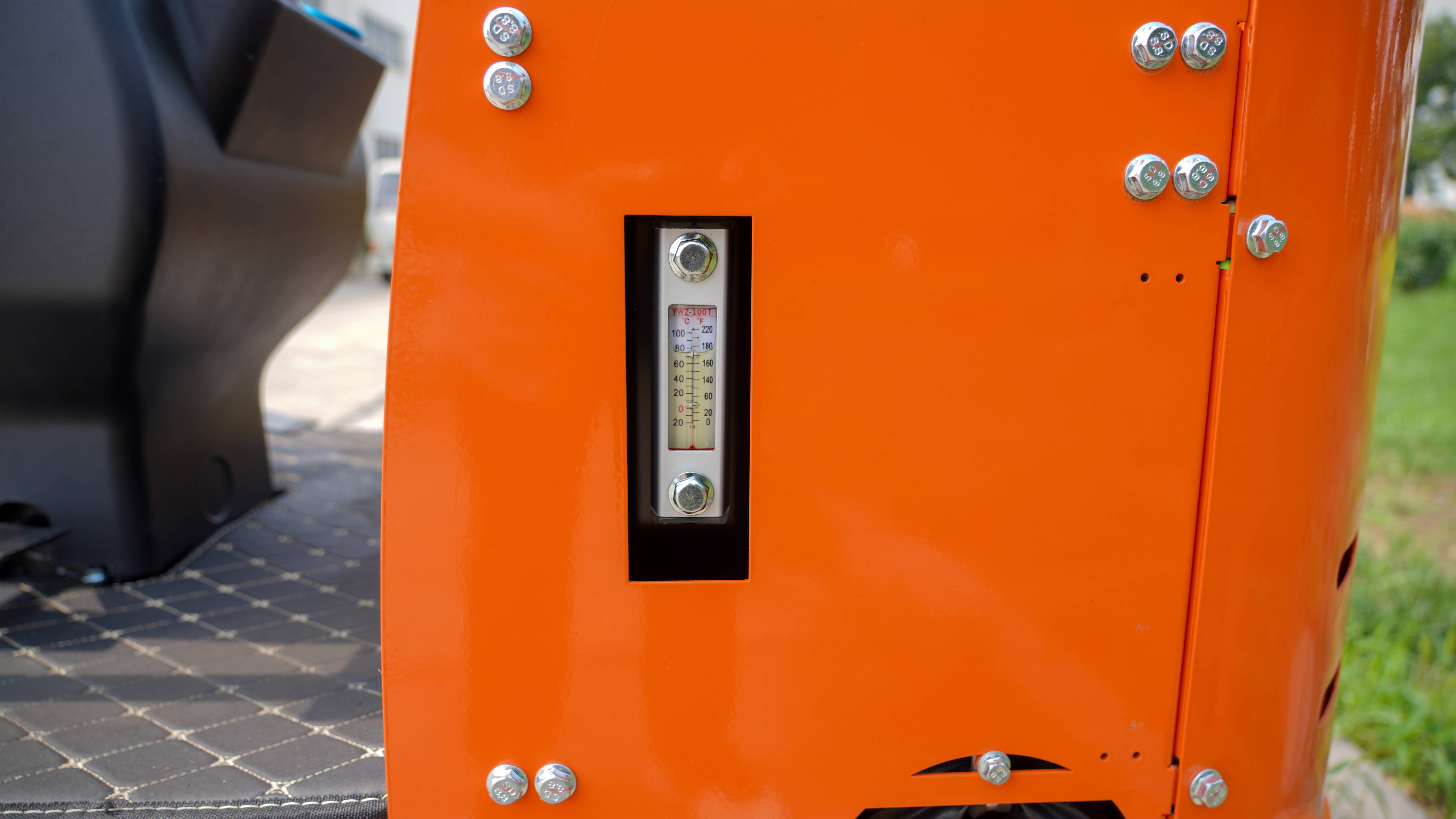 Mini-pelle Condor E10 - Vue 4