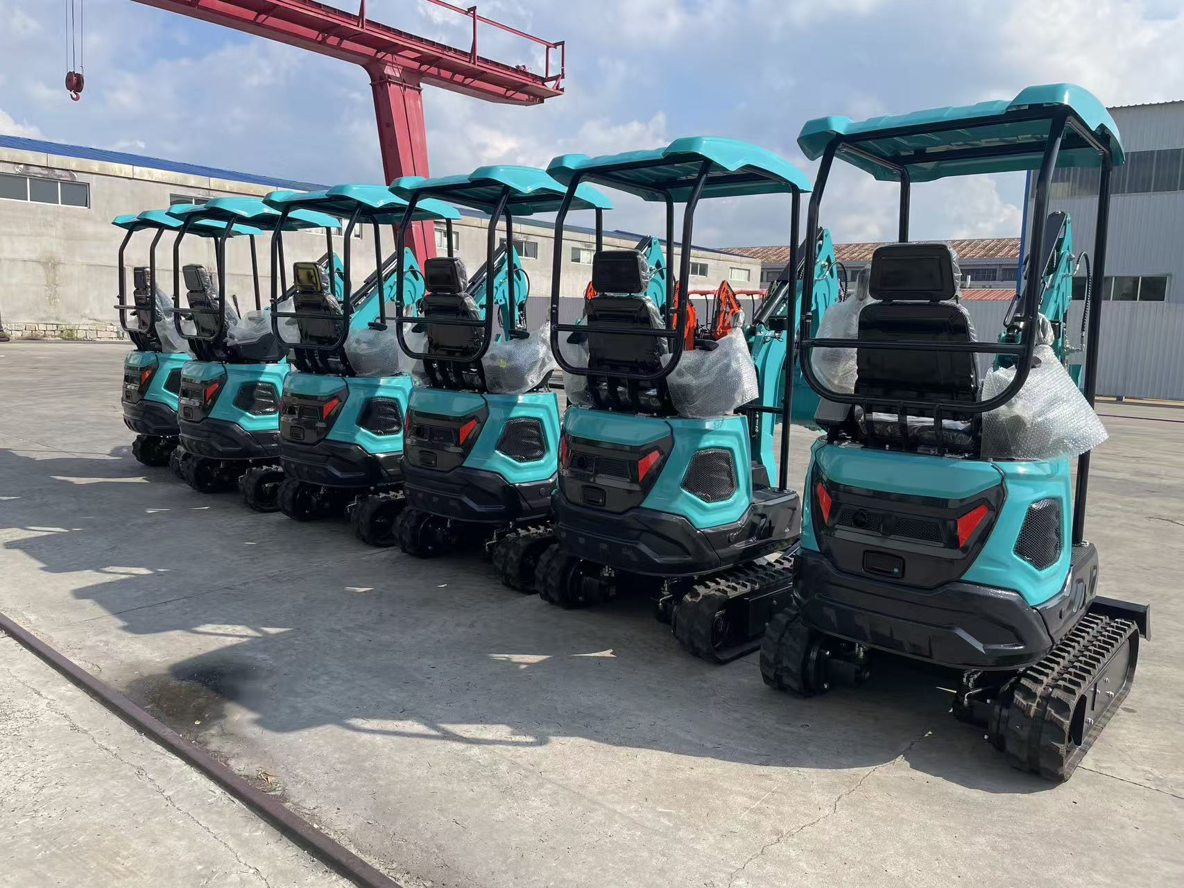 Mini-pelle Condor E15 - Vue 4