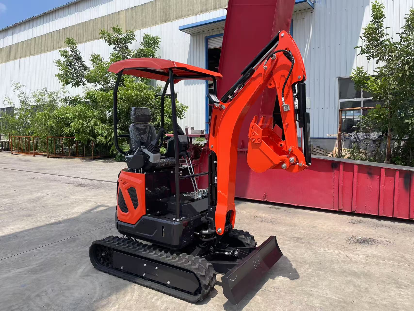 Mini-pelle Condor E18 - Vue 1